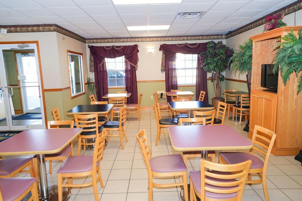 Days Inn By Wyndham Lake City I-75 Εξωτερικό φωτογραφία