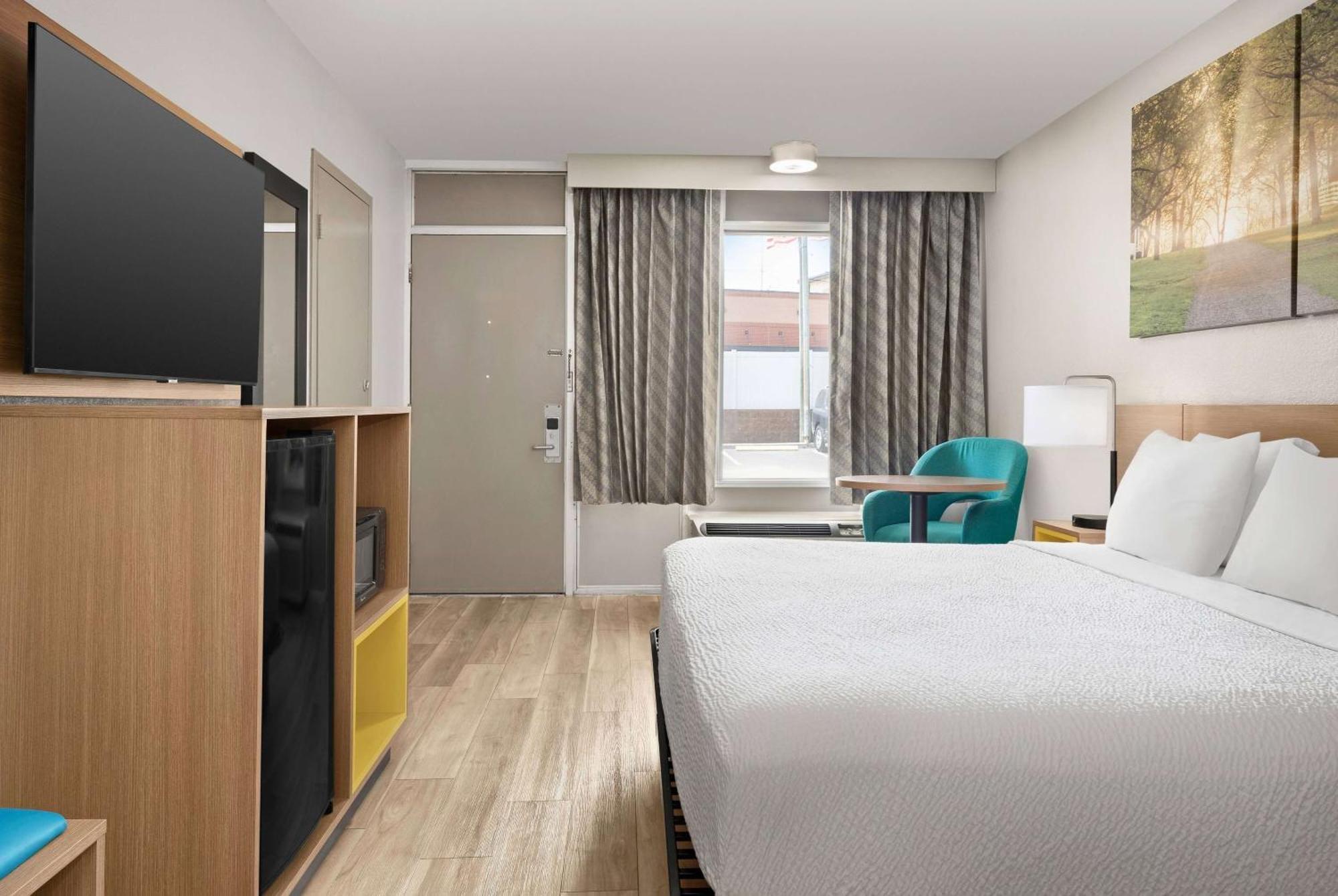 Days Inn By Wyndham Lake City I-75 Εξωτερικό φωτογραφία